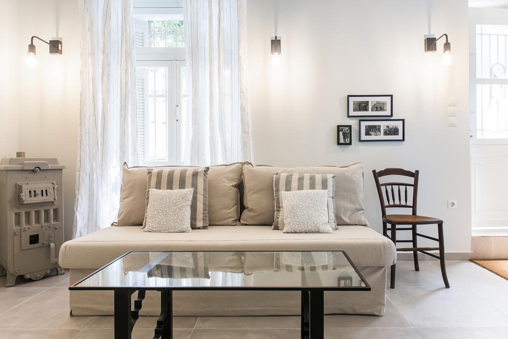 1930'S Athenian House By Yha Apartment Exterior foto